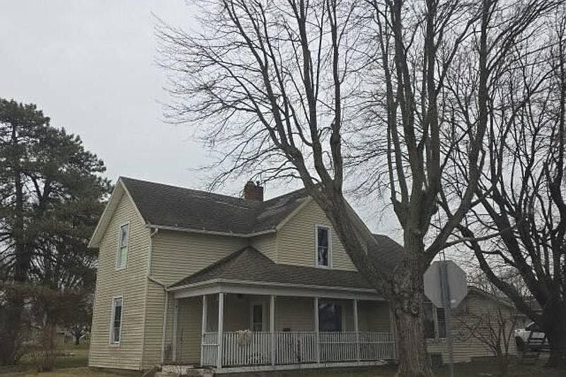 2nd image of 105 Coleman Rd