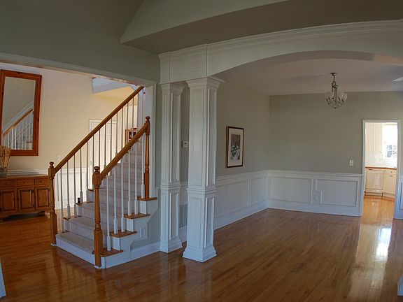 Front Foyer view to Living Rm n Dining Rm
