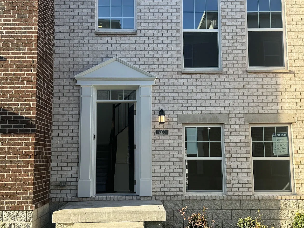 3 bed, 1710 sqft, $2,495 — Photo 1