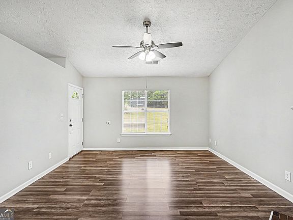 5th image of 6221 Amberly Rd