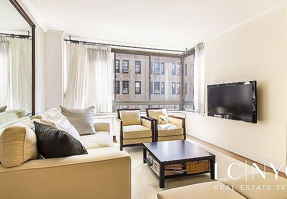 3rd image of 225 W 83rd St APT 7N