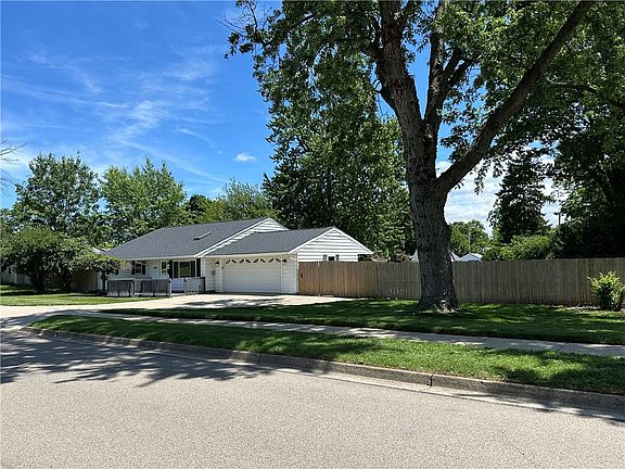 4th image of 3108 Beaver Ave