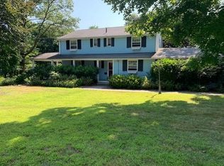 6 Ingleside Rd, Lexington, MA 02420