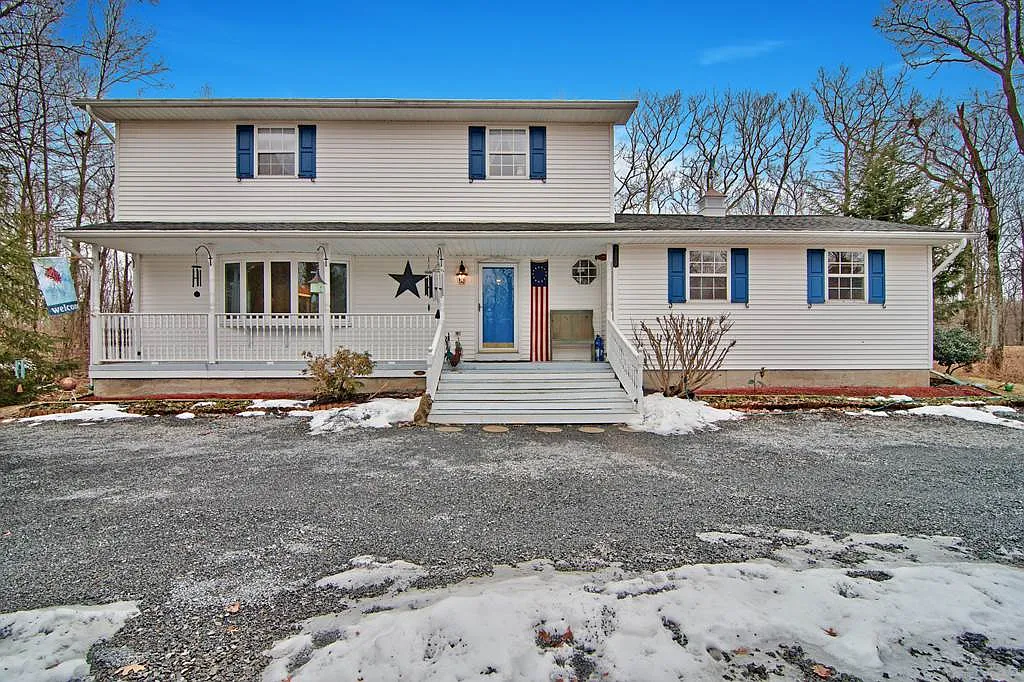 2512 Jonathan Ct photo 1