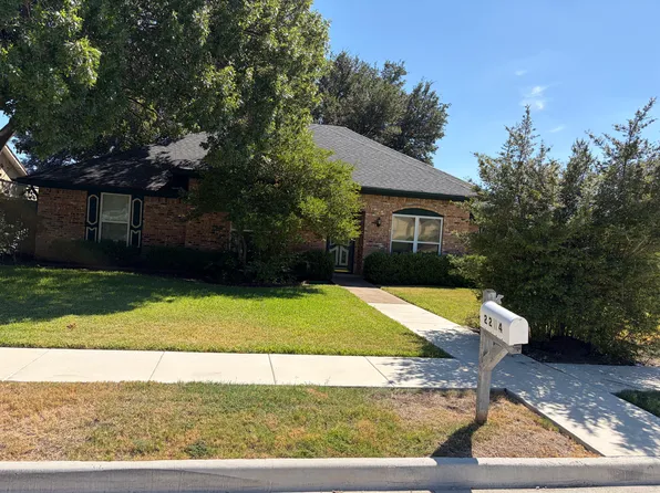 2204 Treehouse Ln, Plano, TX 75023