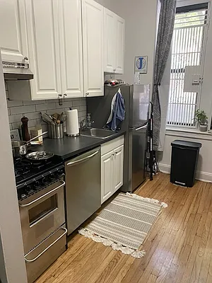 Rented by LC Lemle Real Estate Group | media 21