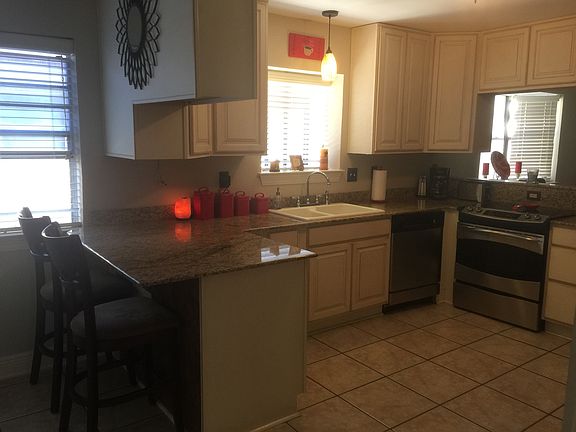 5th image of 1615 Ellerslie Ave