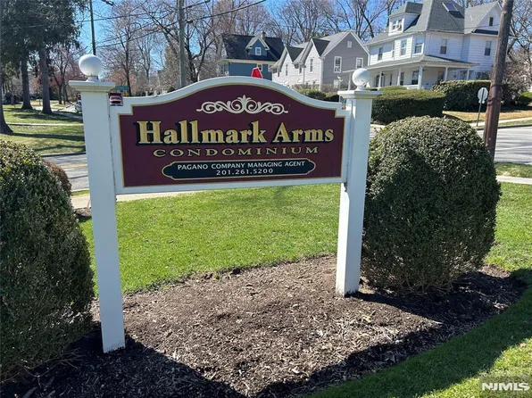 354 Maple Ave APT 3, Oradell, NJ 07649