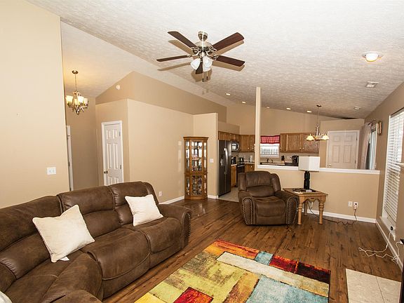 5th image of 2226 Southaven Blvd