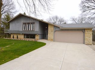 8707 3rd Ave, Pleasant Prairie, WI 53158