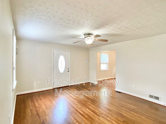 3rd image of 1628 Orcutt Ave