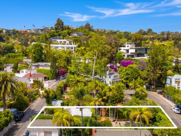 1215 N Hilldale Ave, West Hollywood, CA 90069