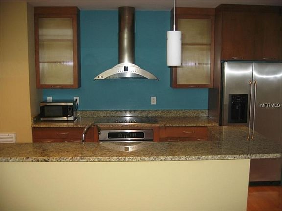 4th image of 1002 Channelside Dr #304D