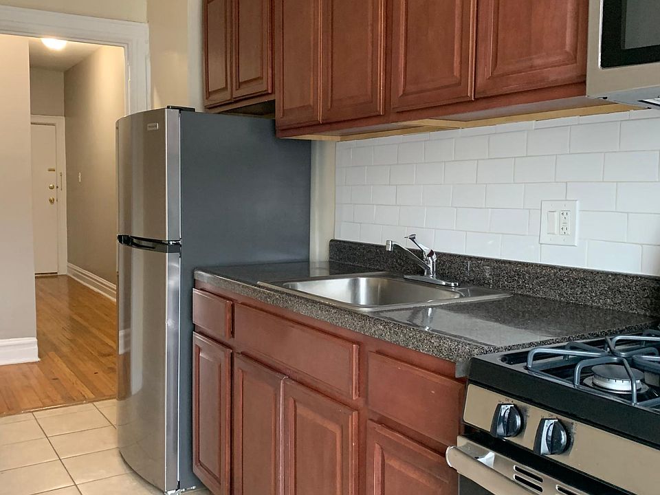 1st image of 115 Fairview Ave APT 25