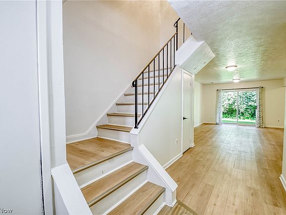 2nd image of 1771 Rolling Hills Dr APT D