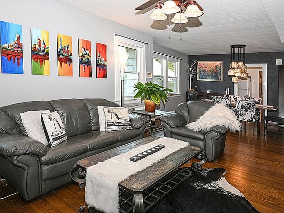 4th image of 3551 Madison Park Ave