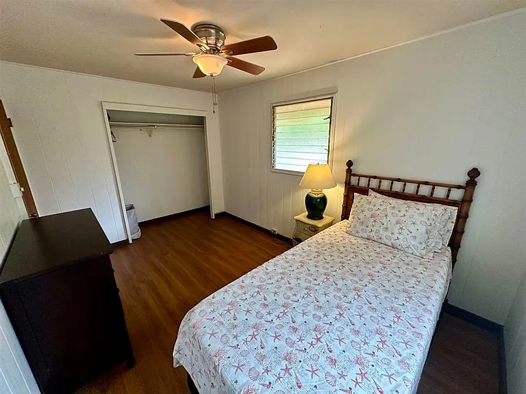 390 Auhana Rd — Photo 12