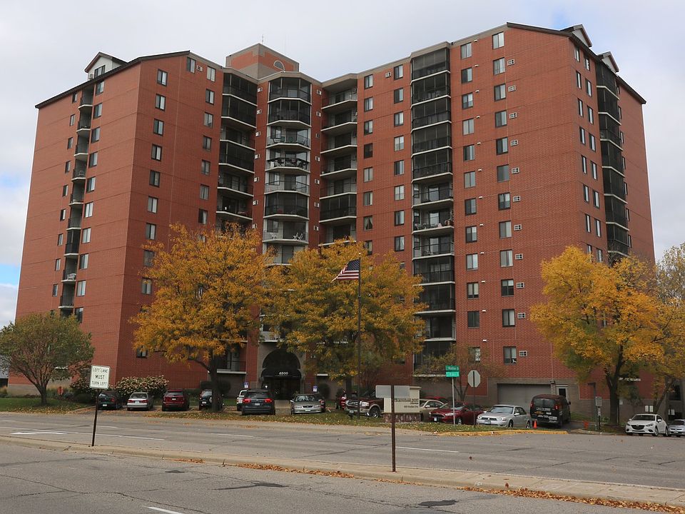 1st image of 6500 Woodlake Dr APT 1013