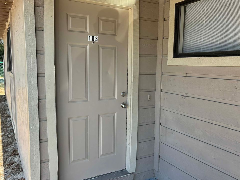 1st image of 519 NW Lake City Ave #103