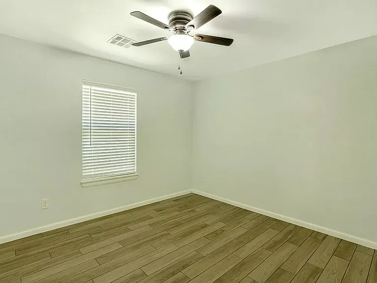 4609 McCann Ave — Photo 22