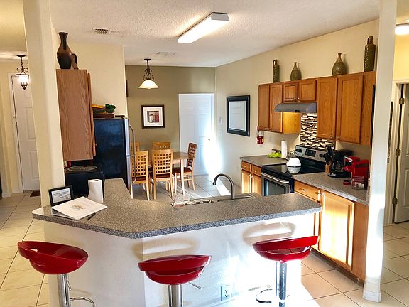 4th image of 655 Knollwood Dr