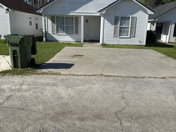 1793 Wayland Park Dr, Valdosta, GA 31601