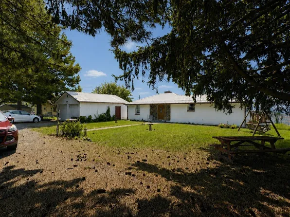 7 River Road W, Omak, WA 98841