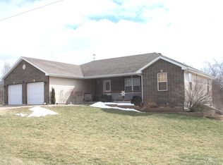 16657 Oak Ridge Ter, Boonville, MO 65233