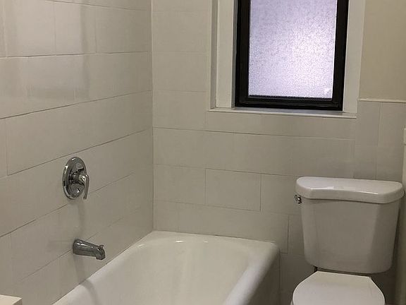 5th image of 190 E 21st St APT 2A