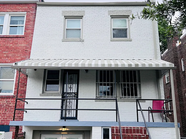 422 21st St NE #B — Photo 13