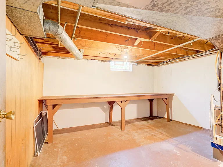 4708 Woodland Ave — Photo 17