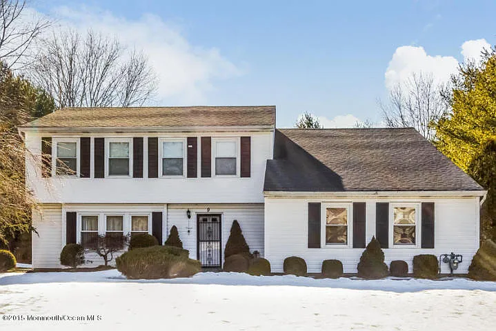 9 Alexandria Dr photo 1