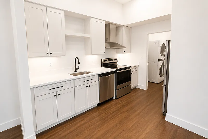 1 bed, 1.0 bath, $1,750 — Photo 2