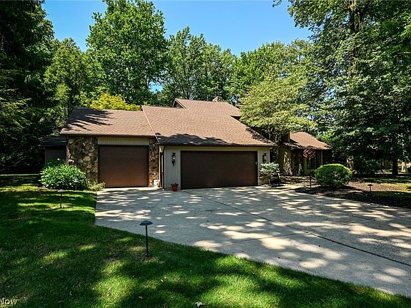 2nd image of 11197 Arrowhead Dr