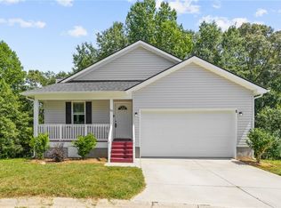 212 Hazel Dr, Easley, SC 29640