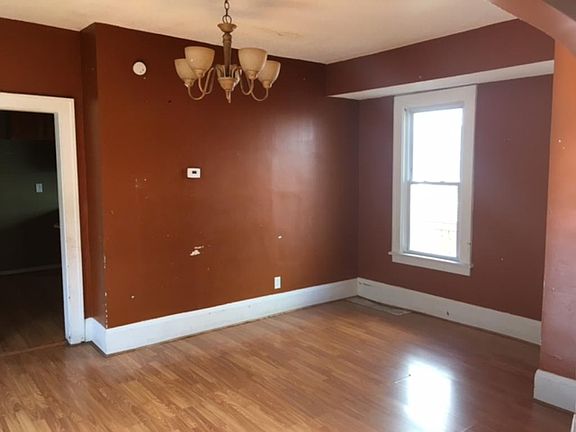 4th image of 3604 Columbus Ave