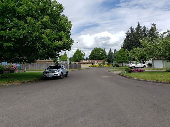 4th image of 3508 NE 151st Ct
