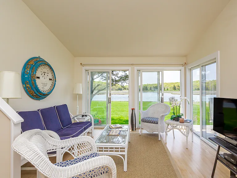 308 Towd Point Rd — Photo 14