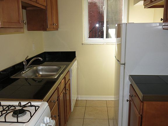 3rd image of 5800 Stanton Ave APT 202