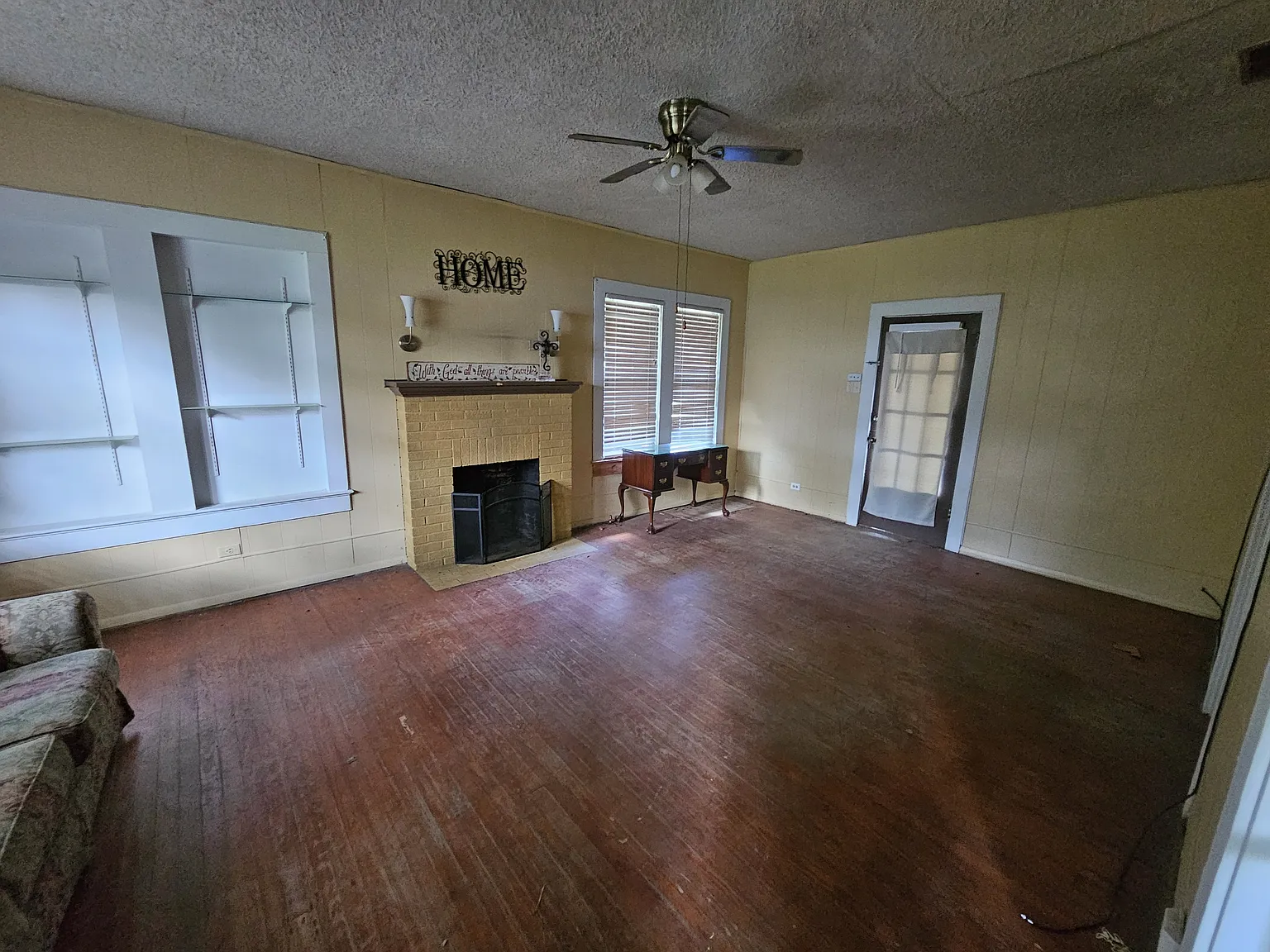 1505 Quevado Street - 1 — Photo 1