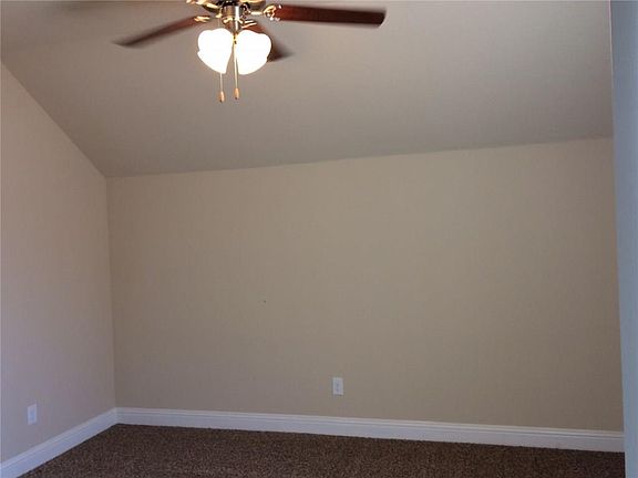 2nd image of 1007 Lombard Dr