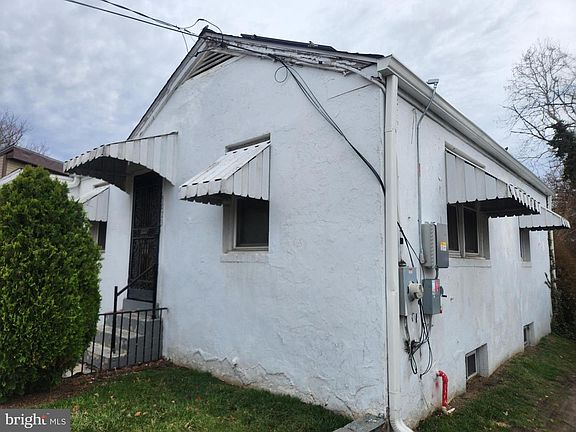 2nd image of 5023 Addison Rd