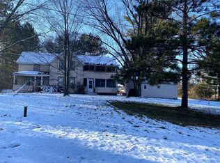 N6675 Rozmenoski Rd, Black River Falls, WI 54615