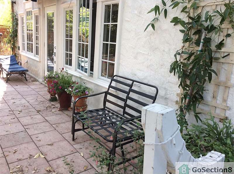 1st image of 23 Humboldt Ave