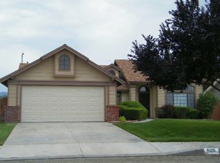 4126 Saddleback Rd, Palmdale, CA 93552