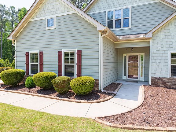3rd image of 173 Rock House Estates Dr
