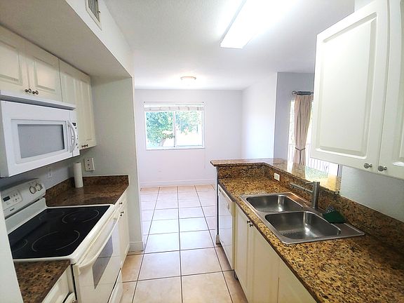4th image of 20950 SW 87th Ave APT 207