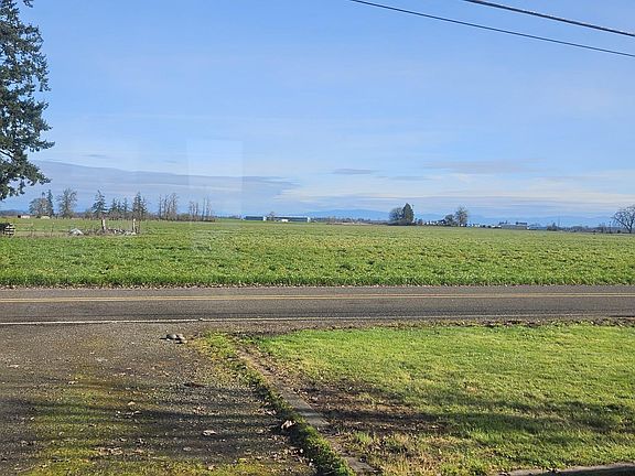 3rd image of 34046 Orleans Rd SW #B