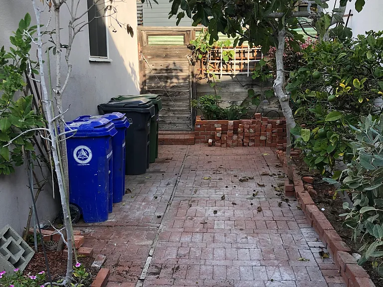 28th St — Photo 6