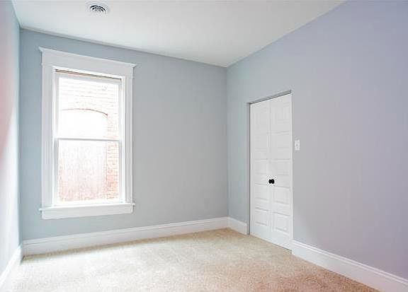 2nd image of 3305 E Marshall St #B
